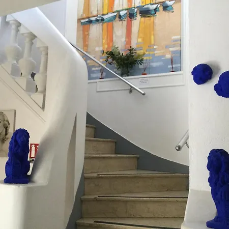 Le Castellamar מלון